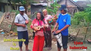 Lagi Syantik Versi Mbak Pengamen Desa