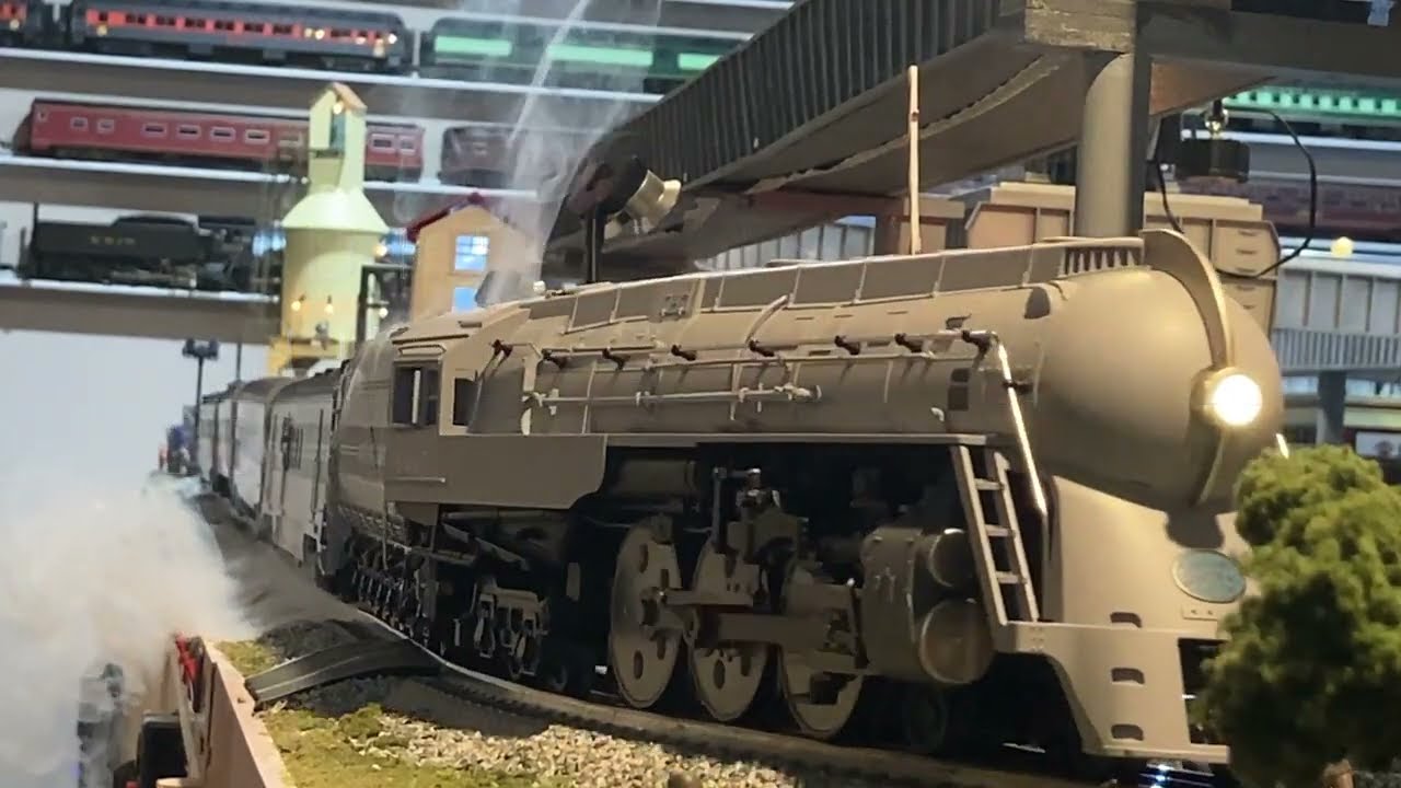 NYC Dreyfuss J3 Hudson #5447, with 