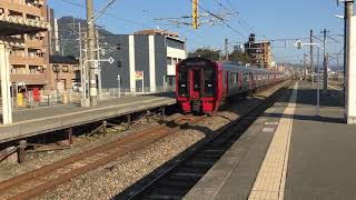 ８１３系・近郊電車　赤間駅を発車　ＪＲ九州　鹿児島本線　２０１７年１月３日