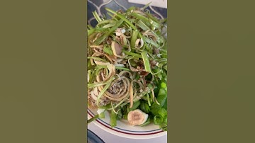 Bún Bò Huế ( spicy beef noodles) #vietnamesefood #homecook #búnbòhuế