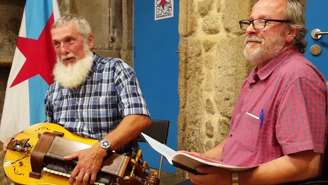 Mini e Mero con Cantares de Cego