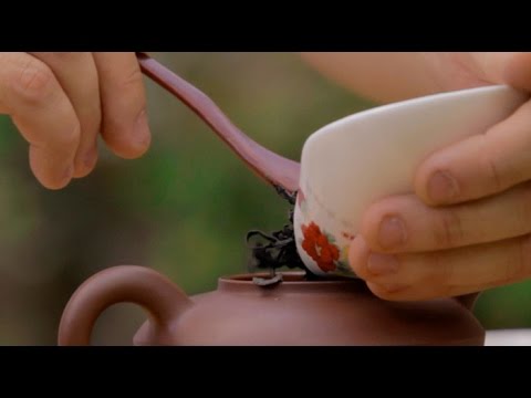 Vídeo: Como Fazer Chá Oolong (oolong)