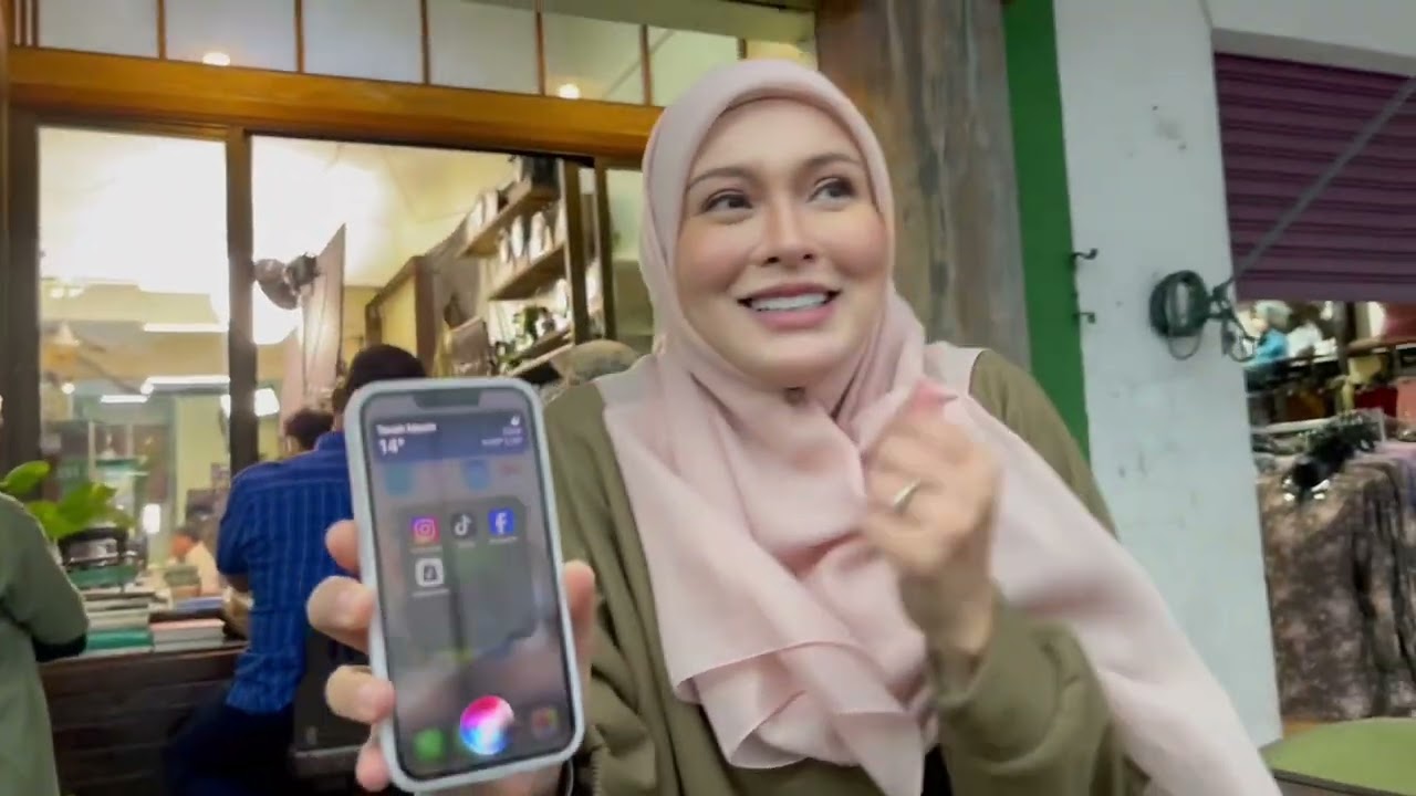 MONA TERKEJUT SUHU DI TANAH MERAH 14 DARJAH , SEJUK GILA GENG ! PERTAMA KALI AKU RASA ! 