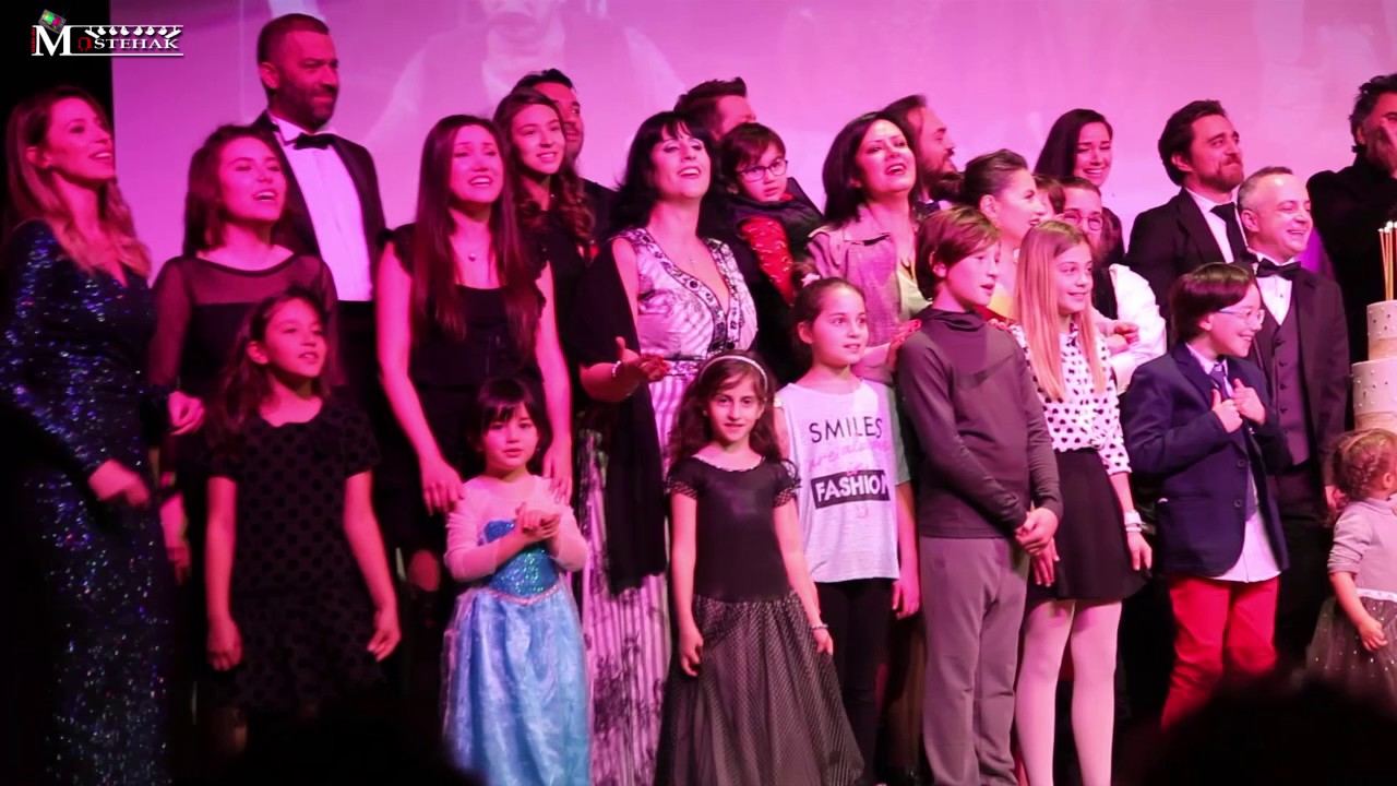 Baba Sahne görkemli bir törenle perdelerini açtı...