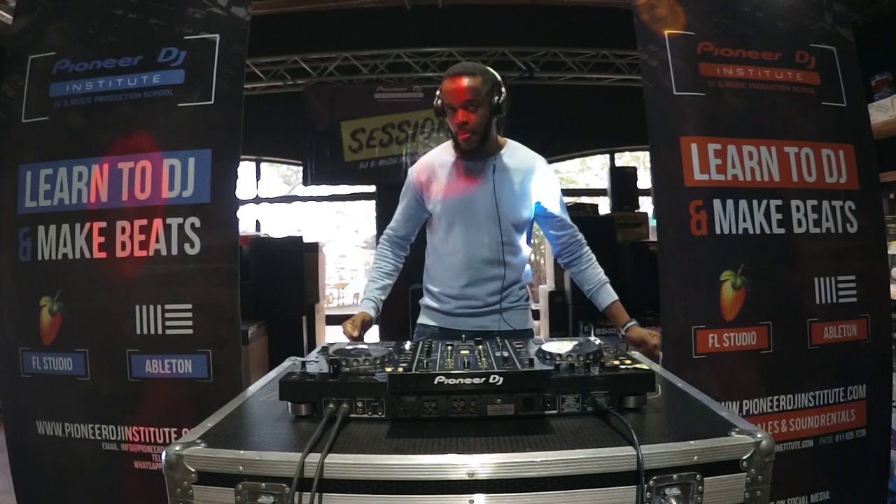 Dj mEshD Live at Pioneer DJ Institute YouTube