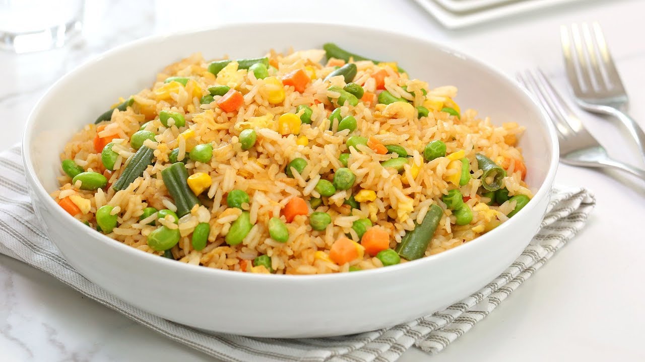 Veggie Fried Rice | Quick + Easy Pantry Recipe | Cook With Me | The Domestic Geek