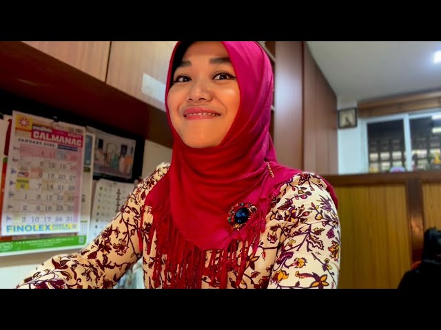 ASMR soft spoken - roleplay gossip queen at work (Indonesian)