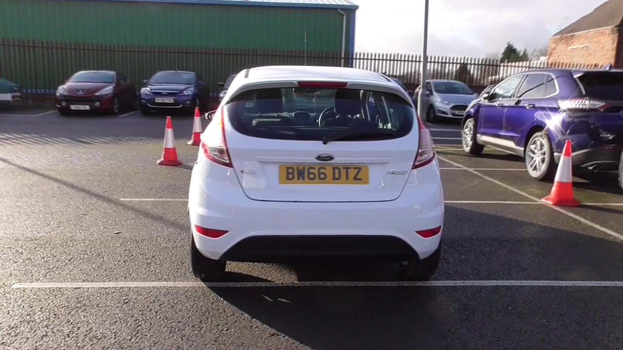 Ford FIESTA 1.0 EcoBoost Zetec 5dr U115200 - YouTube
