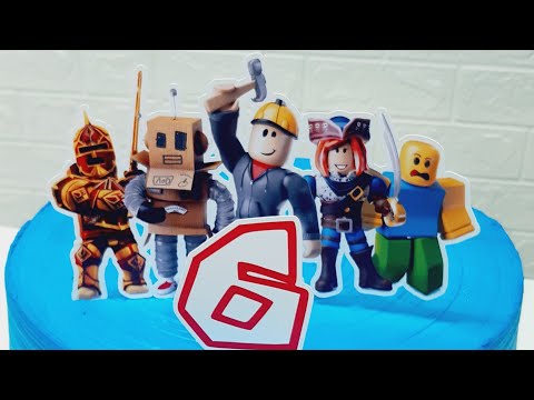 Manu doces - Bolo Cenário Espatulado Tema: Roblox Massa