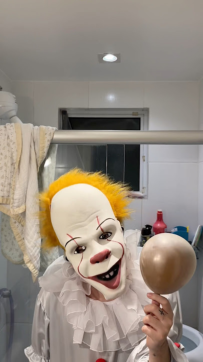Só eu que tenho medo de filme de terror?? 😂 #shorts