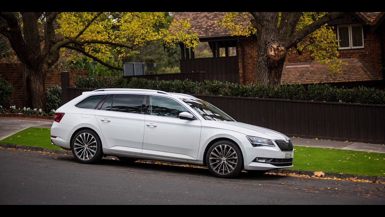 Skoda superb stance