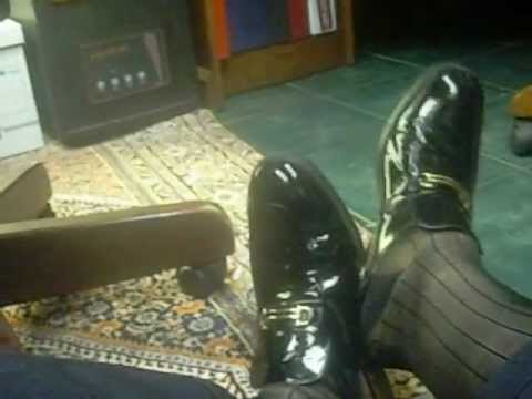 blackpatentflorsheimimperialloaferswithbrassplay.AVI