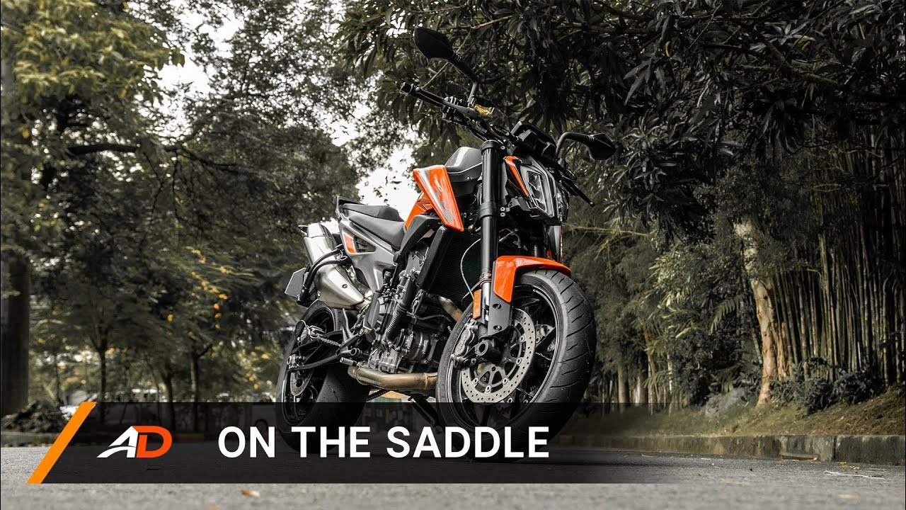 2018 KTM 790 Duke - On the Saddle