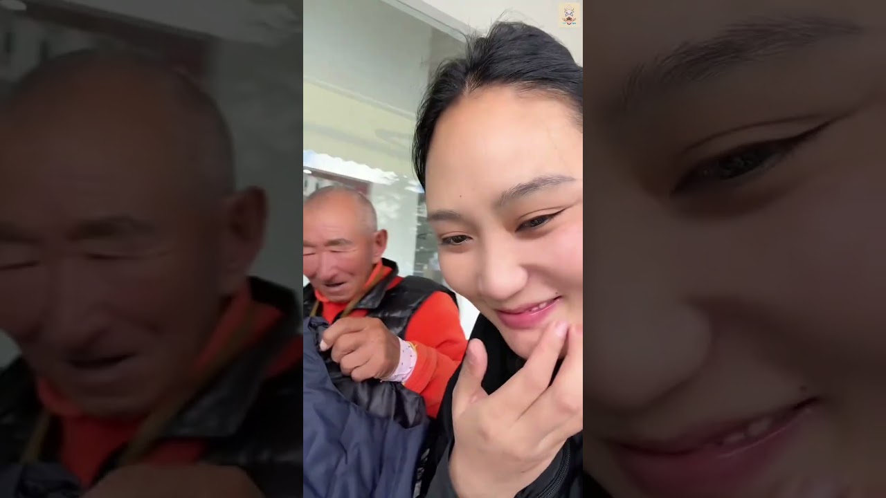 ལྷ་སའི་པོའོ་ལགས་དང་ཚ་མོ་གཉིས་ཀྱི་བརྩེ་བ་Lhasa grandfather with granddaughter （（18））