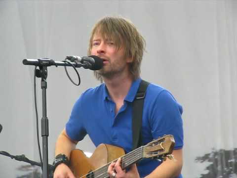 Thom Yorke solo - new song - Latitude 2009 - The Present Tense