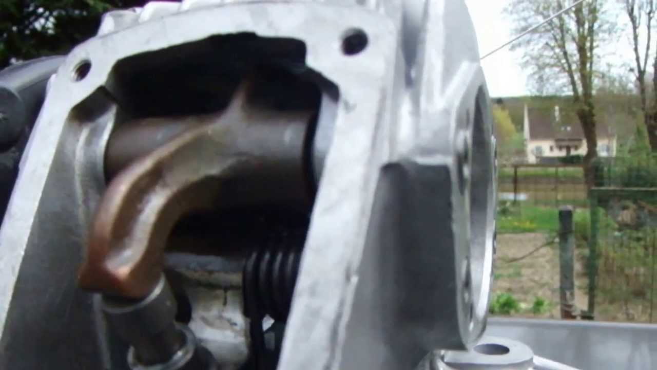 fonctionnement du desmo ducati 2 valves YouTube