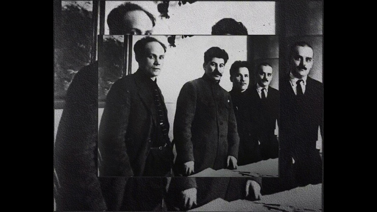 Red Alert 3 Soviet March Slowed And Powerfull at the end