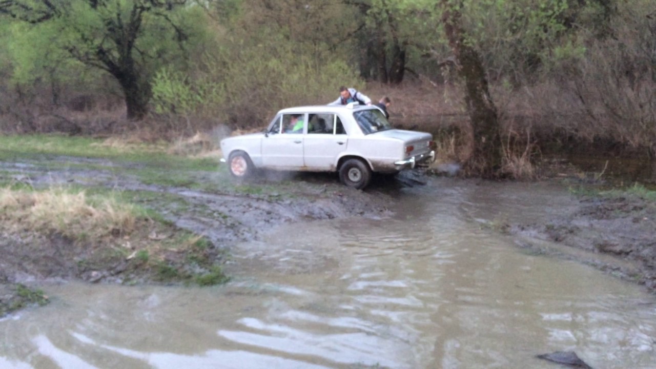 Ваз в грязи