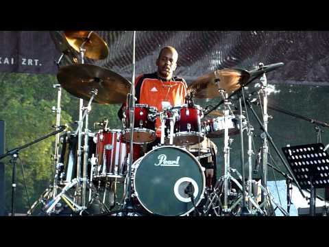 Tommy Campbell drums Sziget BUDAPEST 2010 08 10