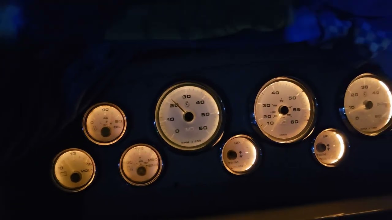 Лодка не заводится, проверьте это, обороты только растут и падают, но двигатель крутится.