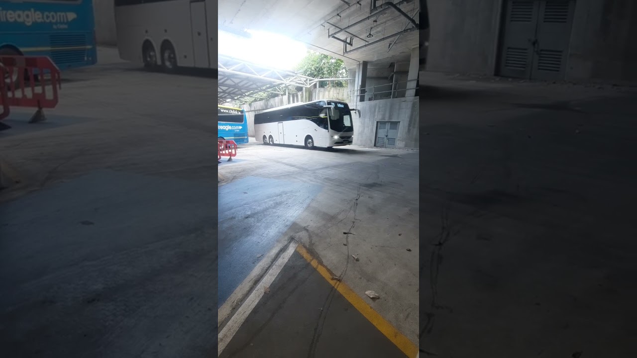 Callinan Coaches | Volvo 9700 | (181-G-4121) | Route 720 To Dublin Airport | Galway Coach Stn-8/7/23