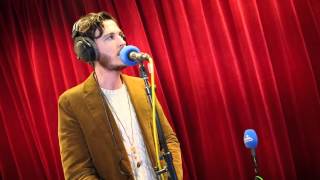 Video thumbnail of "Langste Liefde: Oscar & The Wolf - Freed From Desire"