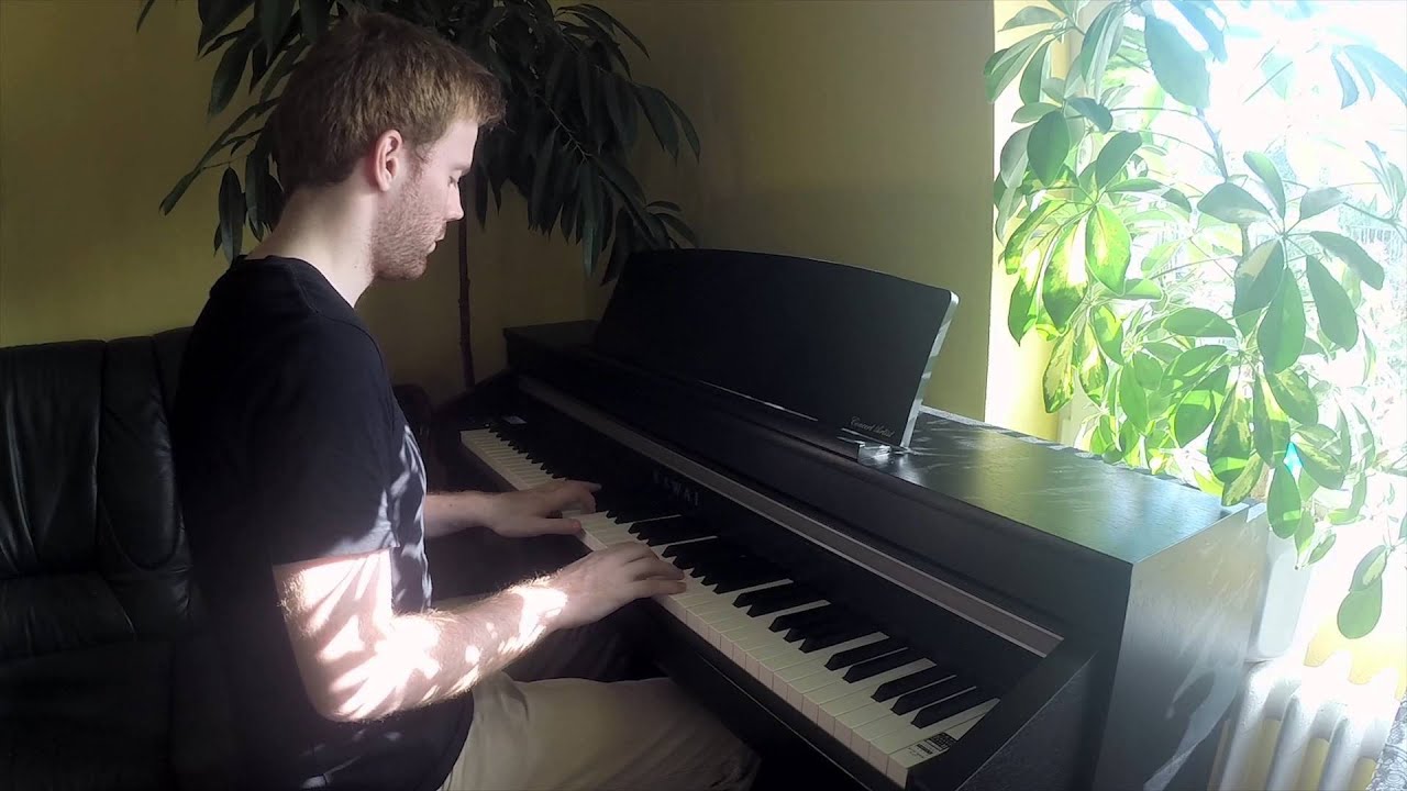 Redhead piano- Shenmue Piano Medley