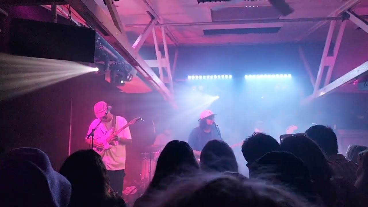 Rum jungle Keep (live Torquay pub) YouTube