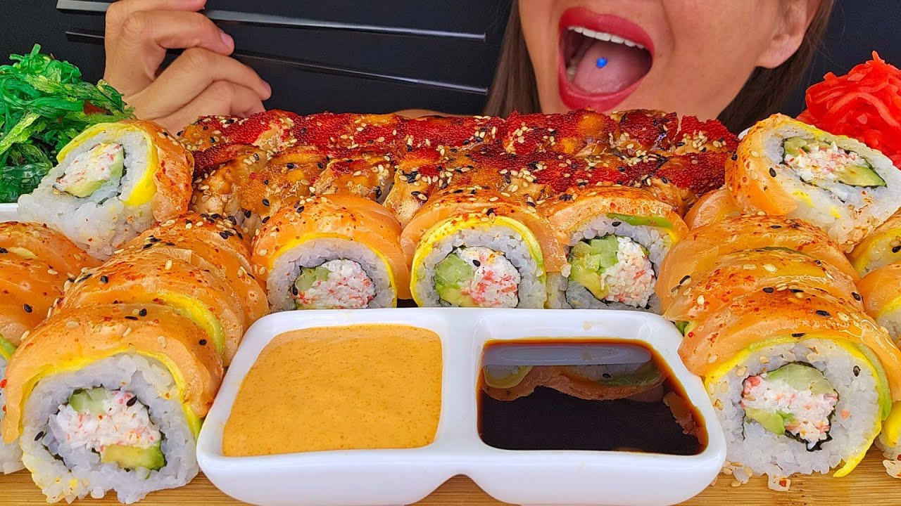 SALMON MANGO ROLL BAKED LION KING SPECIALTY SUSHI ROLLS ASMR MUKBANG