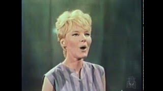 Scopitone SAILOR ('62) - Petula Clark en français!