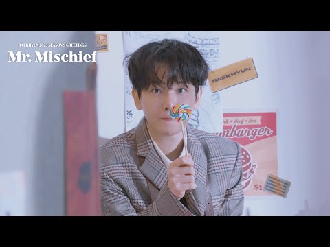 2025 BAEKHYUN SEASON’S <strong>GREETINGS</strong> BEHIND