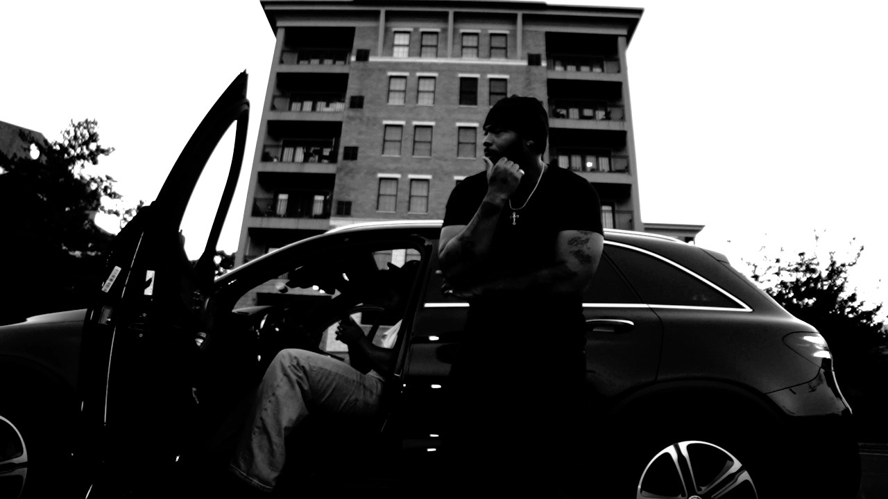 在 YouTube 上观看 NateTaylorr - Surrender (Official Music Video) 在 YouTube 上观看 NateTaylorr - Surrender (Official Music Video)