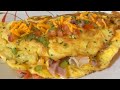 Making a LOADED OMELETTE (EASY)