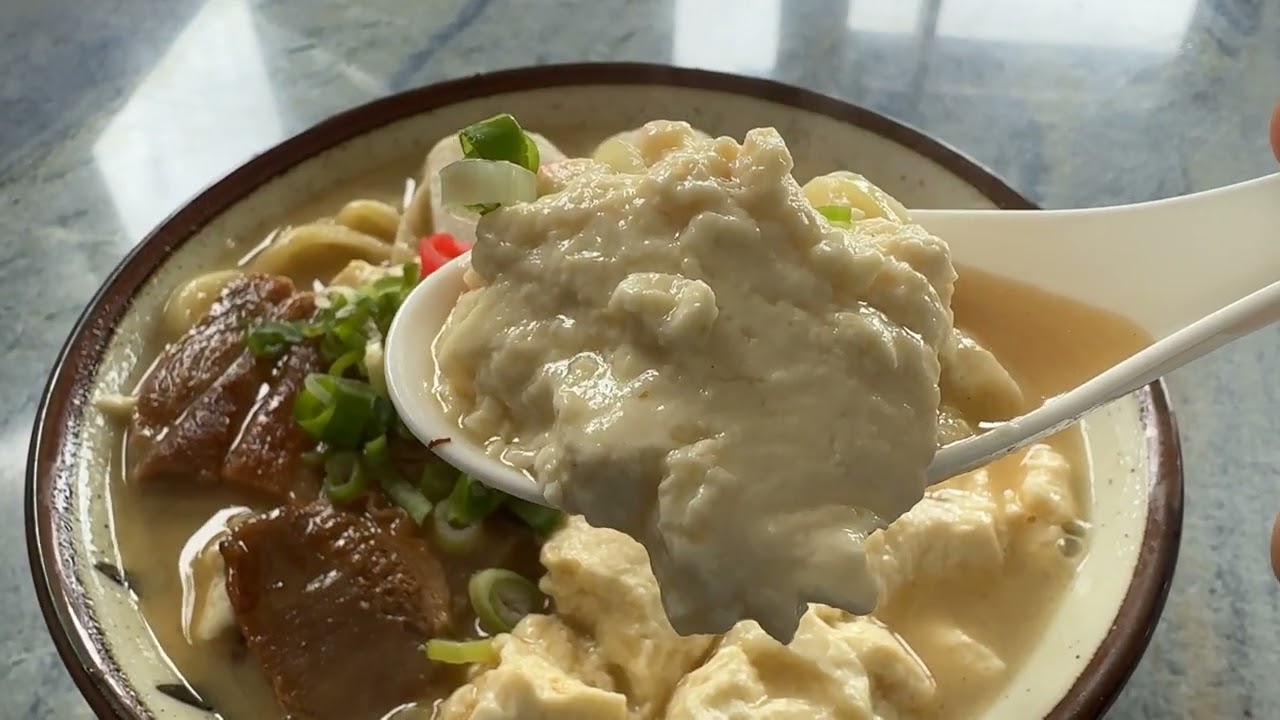 【沖縄グルメ】極めて希少な「真の沖縄そばが食べられる食堂」が存在 / いろは食堂