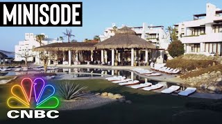Inside This Billionaires Beach House That's $35K A Night | Secret Lives Of The Super Rich