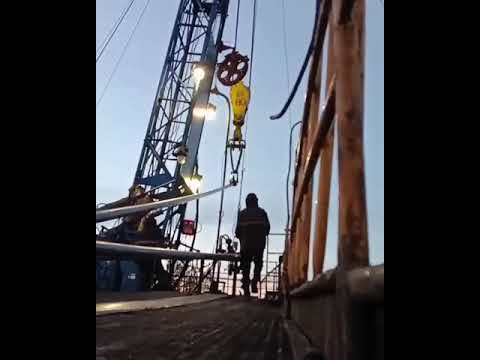 Нефтяники в работе на буровой🇷🇺Экспорт Нефти и Газа из России 🛢⛽️💪🔥🇷🇺
