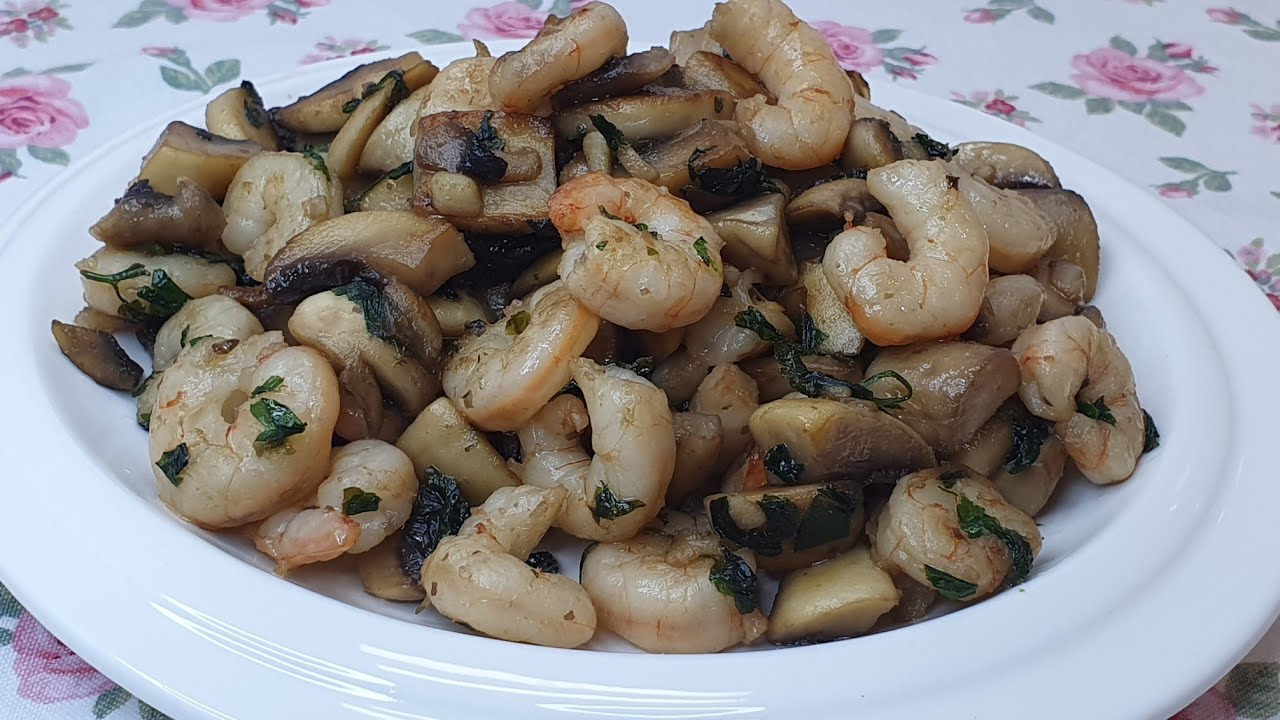 SALTEADO DE CHAMPIÑONES Y GAMBAS. Facilisimo y rápido de elaborar! 