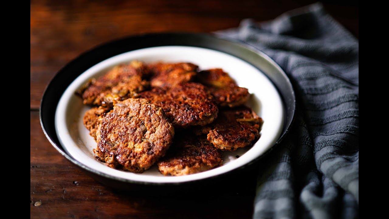 Easy Homemade Chicken Breakfast Sausage Recipe - YouTube