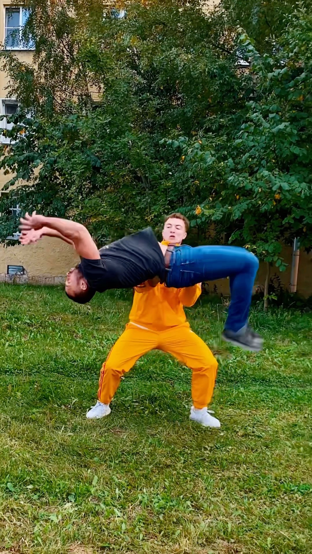 Taught a Man How to Do a Backflip??#kiryakolesnikov #prank #tutorial #stunt #parkour #funny #flip