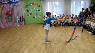 Открытие олимпиады в детском саду. Спортивный танец с лентой Открытие олимпиады в детском саду. Спортивный танец с лентой