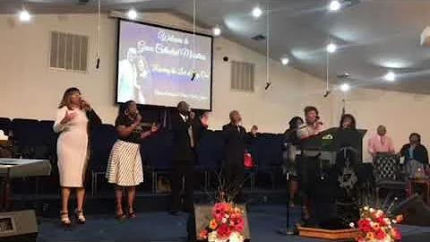 Preashea Hilliards Oh How We Love You ministered b...