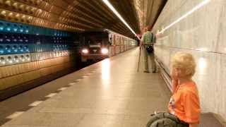 35. výročí otevření linky A pražského metra - souprava 81-71