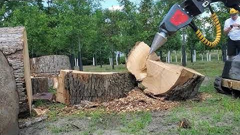 mini skid steer log splitter screw splitter splitting 48" diameter hardwood logs