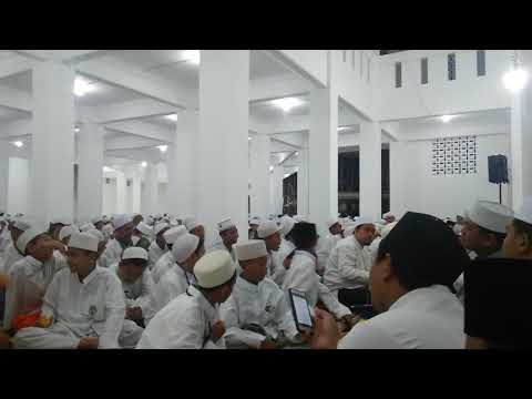 perdana-&-opening-penggunaan-masjid-santri-putra-pondok-pesantren-qotrun-nada-(3)