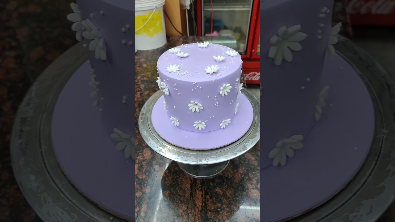 Simple Cake Design 
