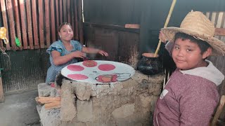 Tortillas de TUNA |Paty y el niño Víctor 😀