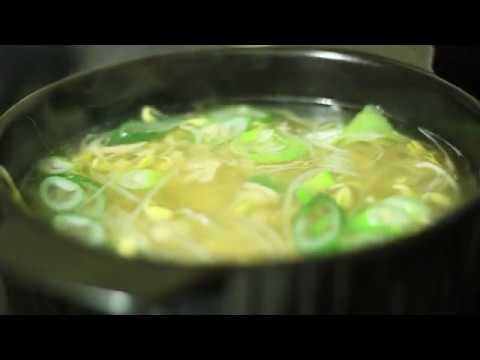 ทำซุปถั่วงอกเเบบง่ายๆ #สไตล์ไทยผสมเกา 콩나물국 끓이는법 칼칼하고 깔끔한 맛을 살림. 심방골주부