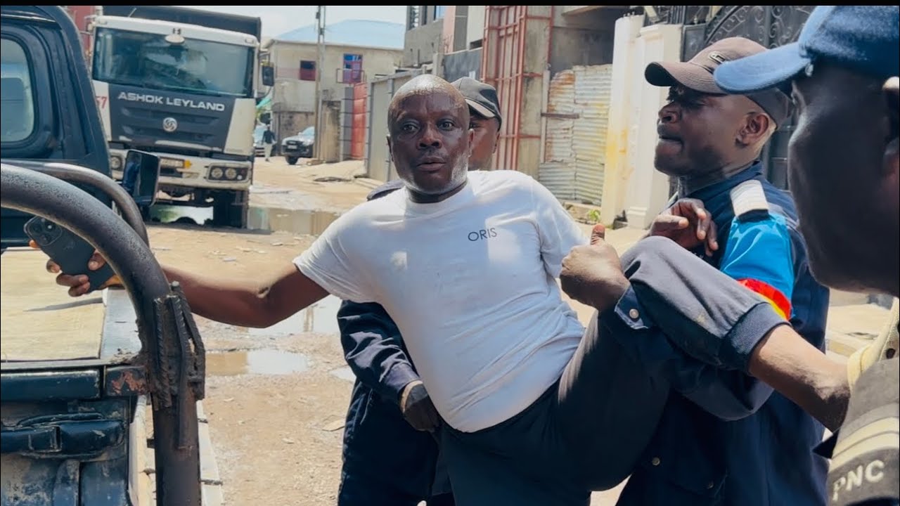 Urgent urgent Scènes de tension extrême à La Gombe après une démolition qui enflamme les esprits!!🔥