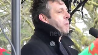 Michael Sheen delivers passionate speech defending the NHS