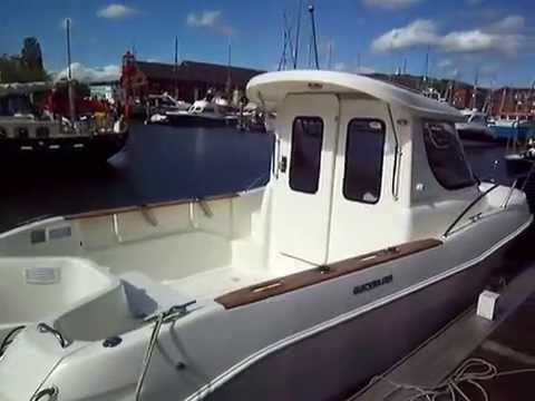 Quicksilver 640 Pilothouse - YouTube